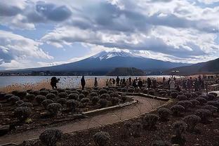 德天空：曼联询问阿劳霍与拜仁竞争，该球员在冬窗转会不现实